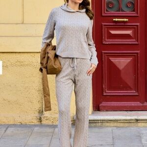 Uniqlo cable knit sweater set beige